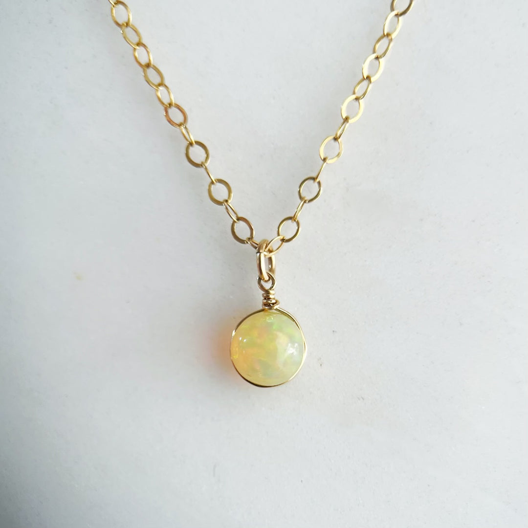 Collar de Ópalo