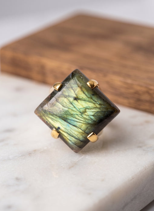 Anillo de Labradorita