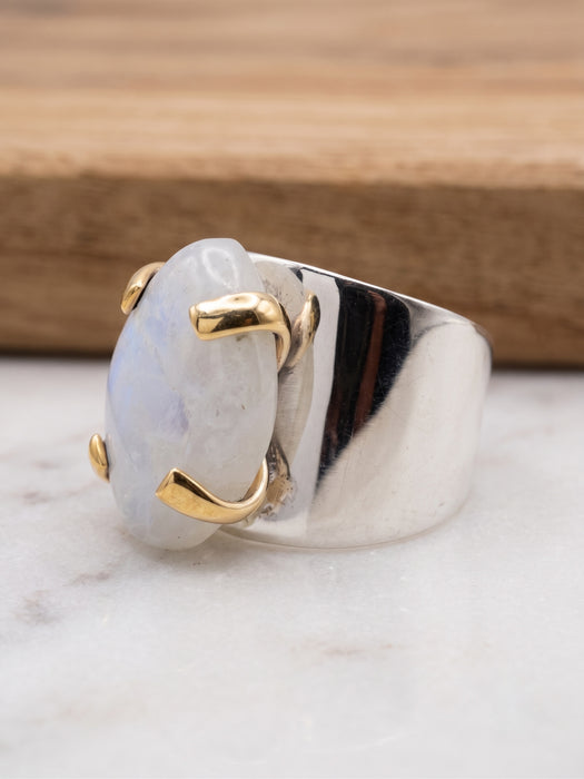 Anillo de Piedra Luna