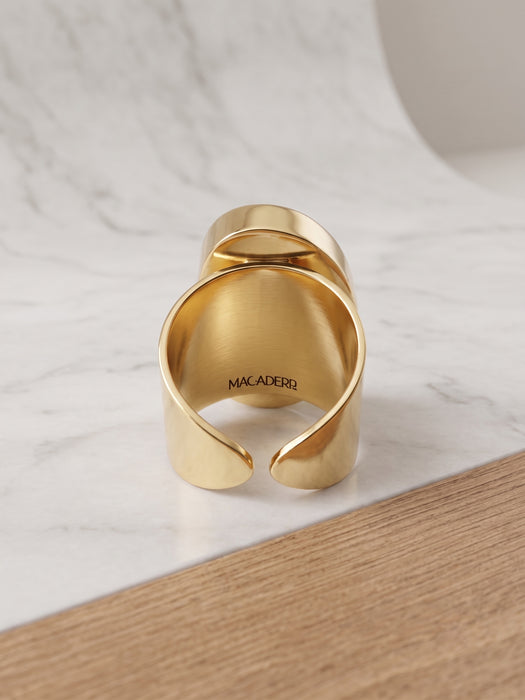 Anillo de Perla Mabé en Tumbaga
