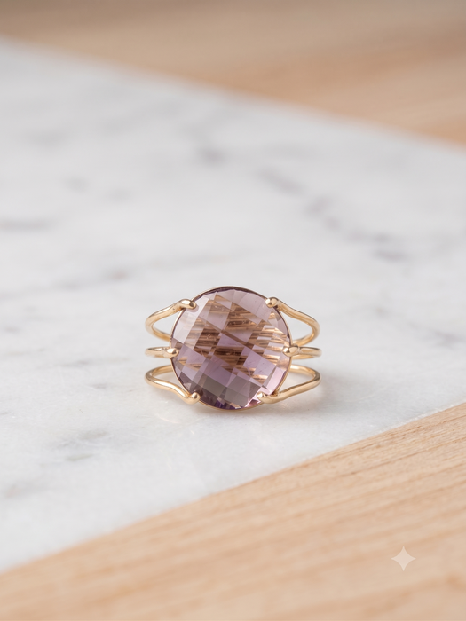 Anillo de Amatista en Oro de 14k